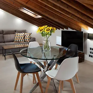 https://inmlaga-penthouse-santos-suites.1costadelsol.com